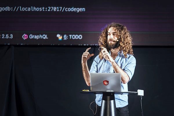 ReactConf 2017 - prednášky - trznica, konferencia, it - eventovy fotograf