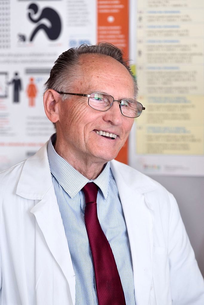 Pracovný portrét lekára - portret, lekárska komora - eventovy fotograf